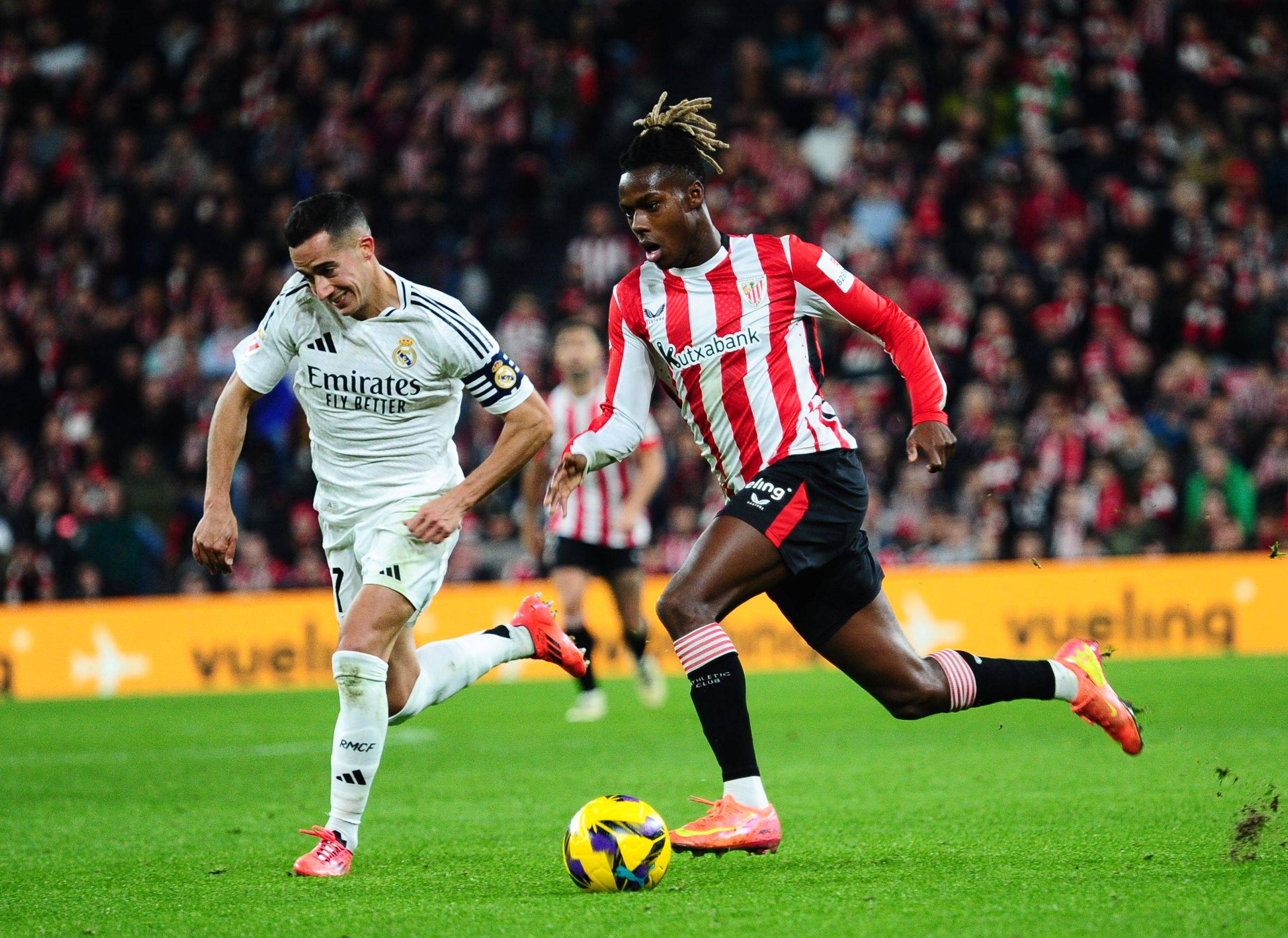 记者：利雅得新月希望签下萨拉赫，美职联的圣地亚哥也有意