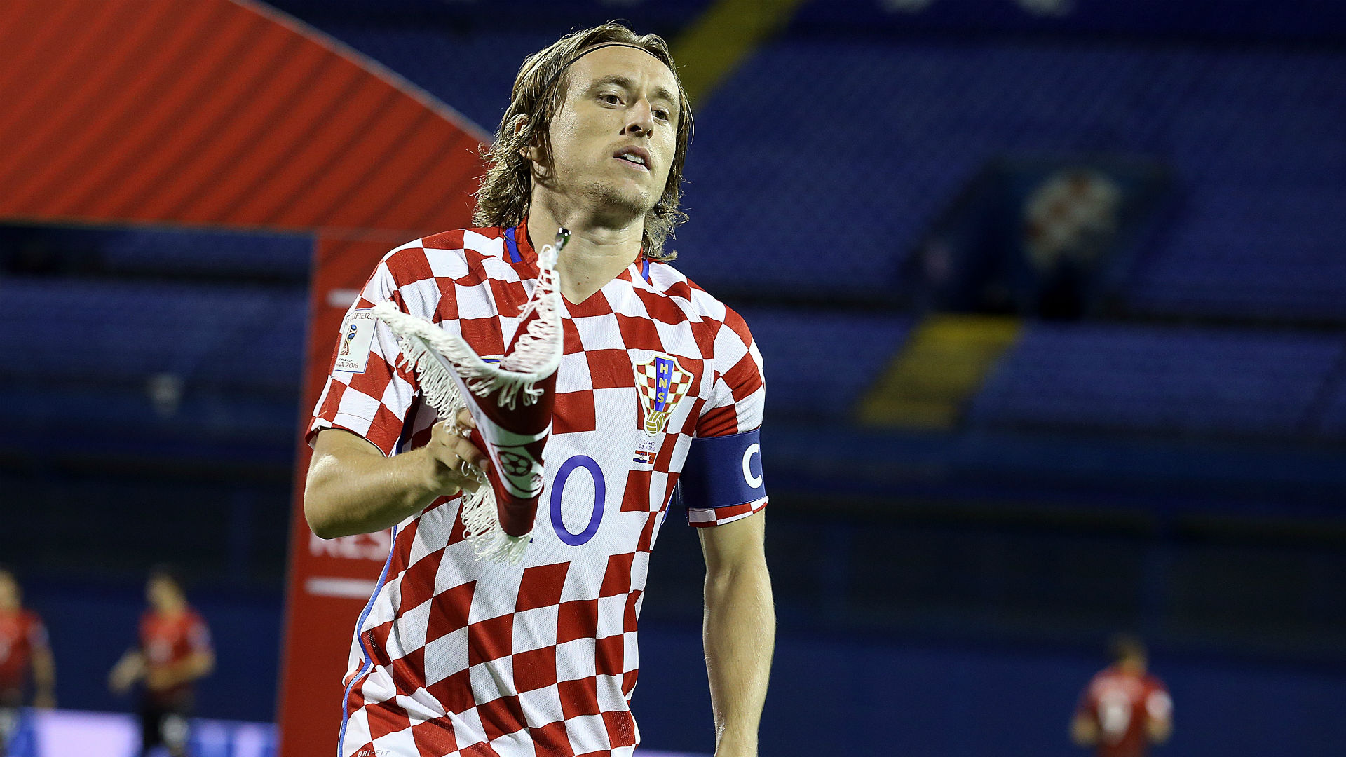 记者：莫兰特大概率留队，森林狼将控卫补强目标转向欧文